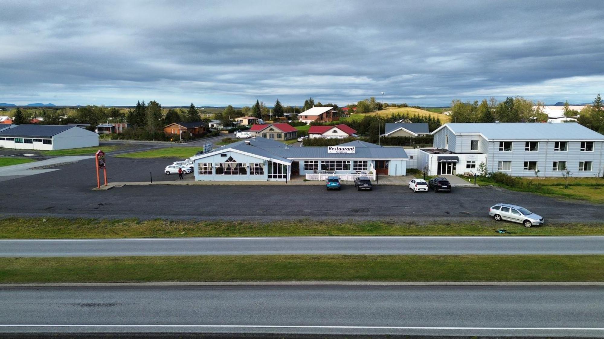 Kanslarinn Hostel Hella Exteriör bild